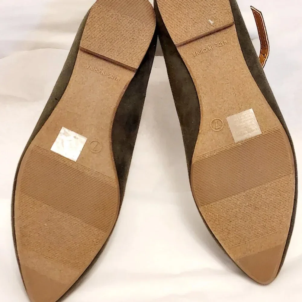 GAP Olive Green Suede Mary Jane Flats - Picture 4 of 5